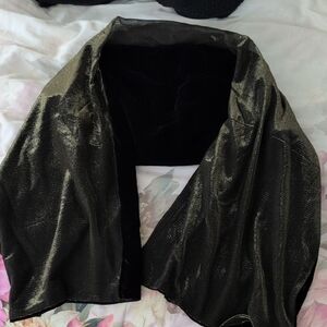 Chic Black and Gold Women's Wrap